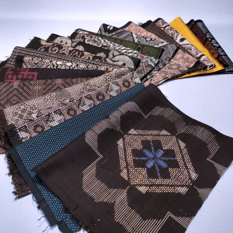 大島紬のはぎれセット ハート柄 1セット20枚入り 古布 着物 ハギレ