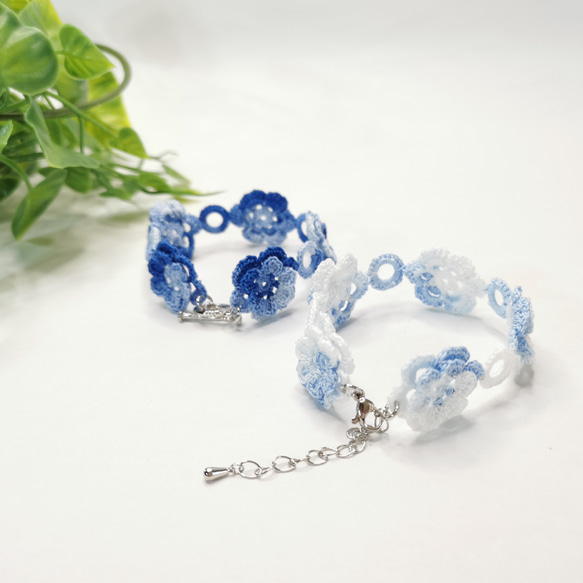 ふわふわ咲いた小花のレース編みブレスレット 洗える！コットンのお花