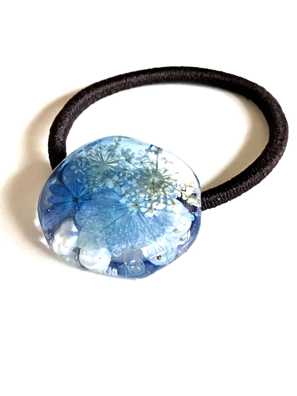 てまりてまり紫陽花 ブルー×レースフラワー レジンヘアゴム