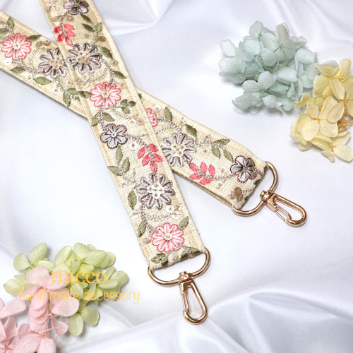 インド刺繍リボン　ショルダー インド刺繍リボン ショルダーバッグ ショルダーバッグ BESIDE