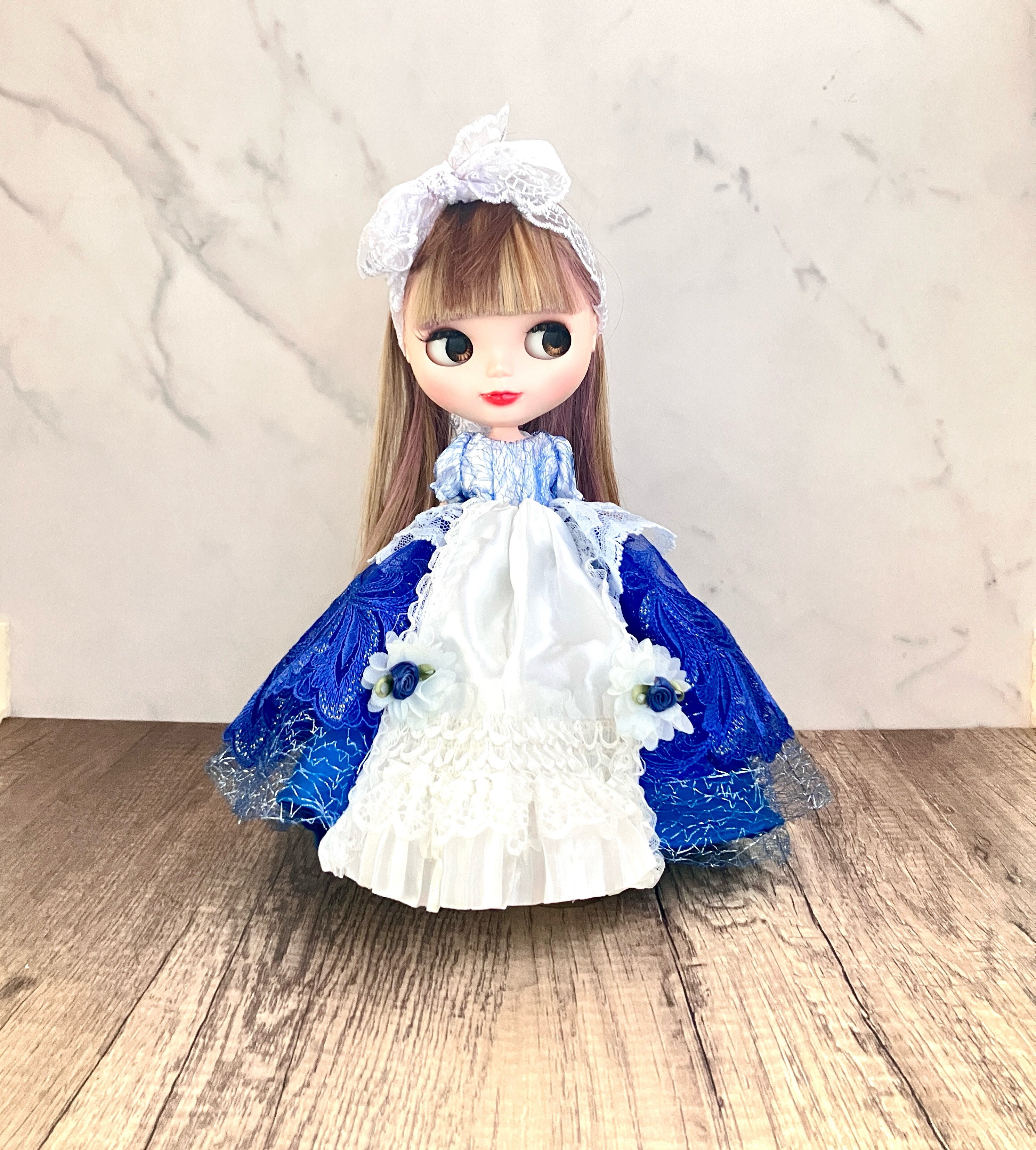 確認用カスタムアイシードール186 見向き