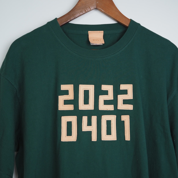 【 数字8桁オーダー 】レザーパッチ Tシャツ（5色）本革 メンズ レディース 6枚目の画像