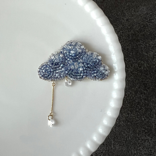 雲のブローチ オートクチュール刺繍 ブローチ La mienne 通販