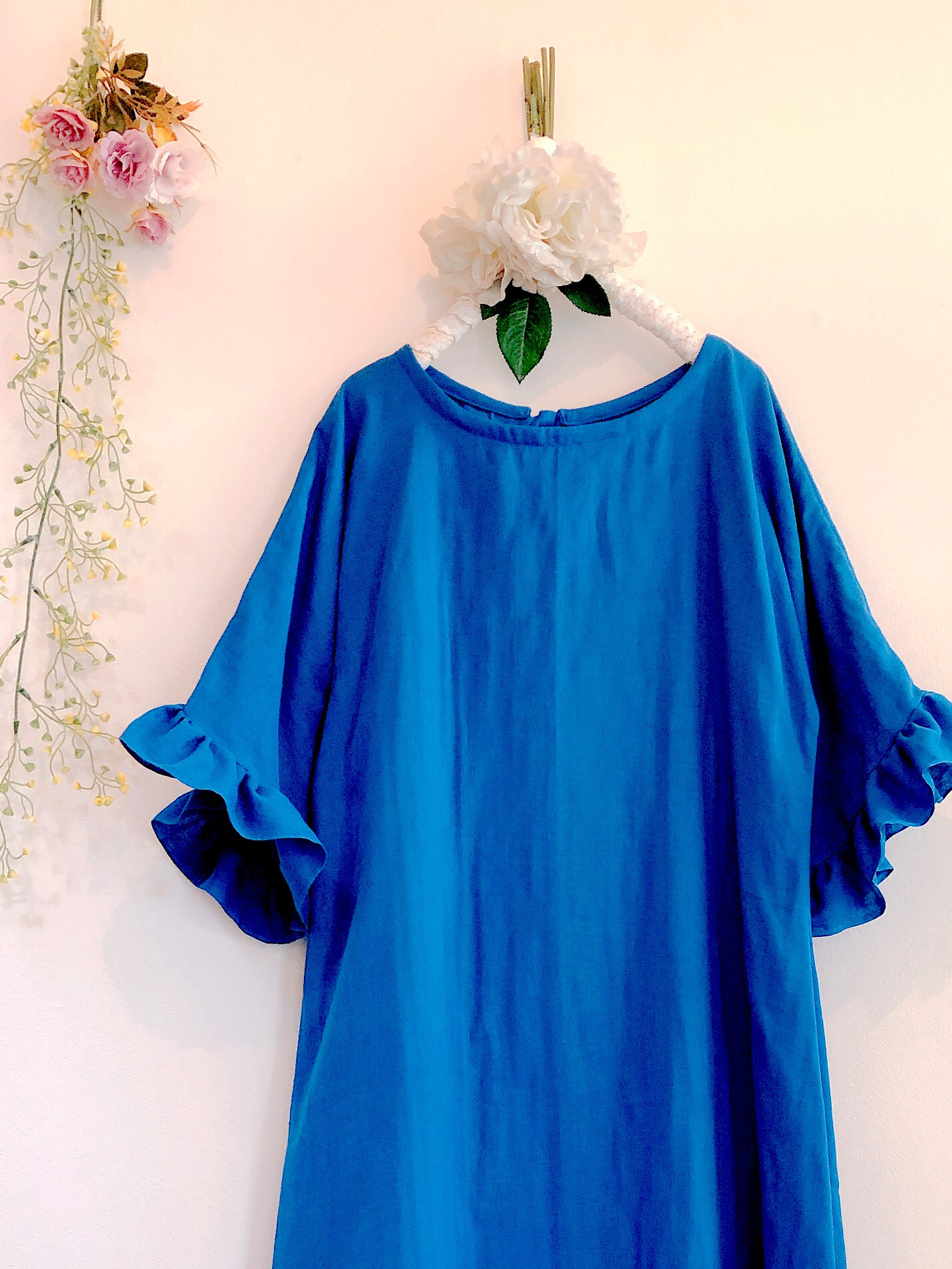 袖口フリルのバックリボン❤️ロング丈のAラインワンピース❤️Wガーゼ❤️ロイヤルブルー【カラー変更ok‼️】 7,440円