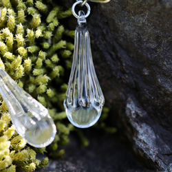 【ﾋﾟｱｽ】DEW DROP -朝露の蕾 morning dew bud-（両耳）【ｻｰｼﾞｶﾙｽﾃﾝﾚｽ】【受注生産】 4枚目の画像