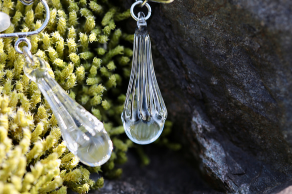【ｲﾔﾘﾝｸﾞ】DEW DROP -朝露の蕾-（両耳）【ｻｰｼﾞｶﾙｽﾃﾝﾚｽ】【受注生産】 4枚目の画像