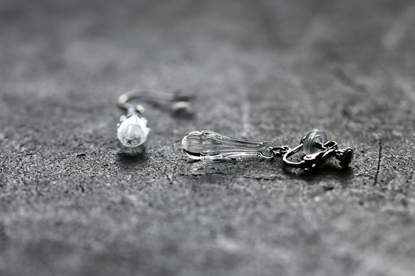 【ｲﾔﾘﾝｸﾞ】DEW DROP -朝露の蕾-（両耳）【ｻｰｼﾞｶﾙｽﾃﾝﾚｽ】【受注生産】 1枚目の画像