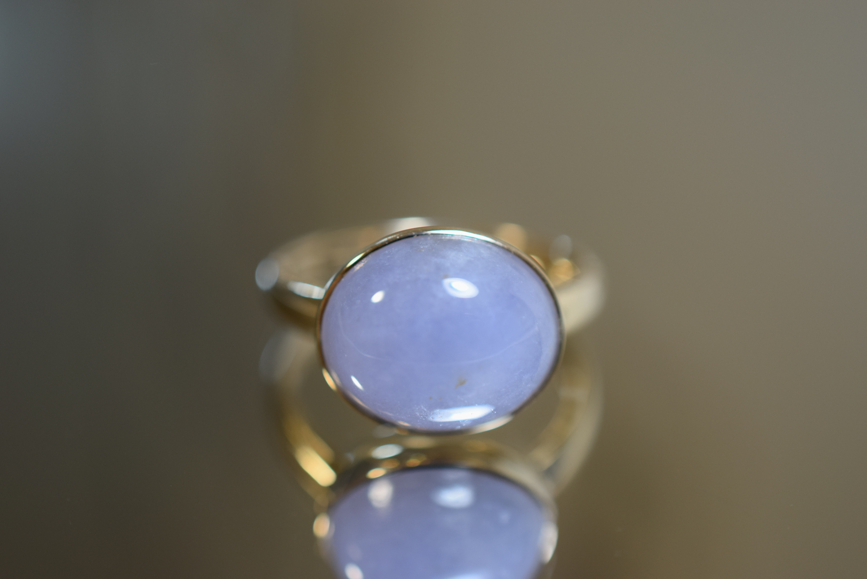 X24-05 一点物 K10金 宝石質 ラベンダー 本翡翠 リング 16.5号 ミャンマー産 指輪 覆輪留め 横置 大粒