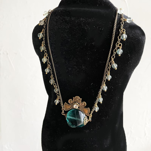 【blue.ks】天然フローライトの一粒ネックレストップ blue.ks】天然フローライトの一粒ネックレストップ 楽天市場