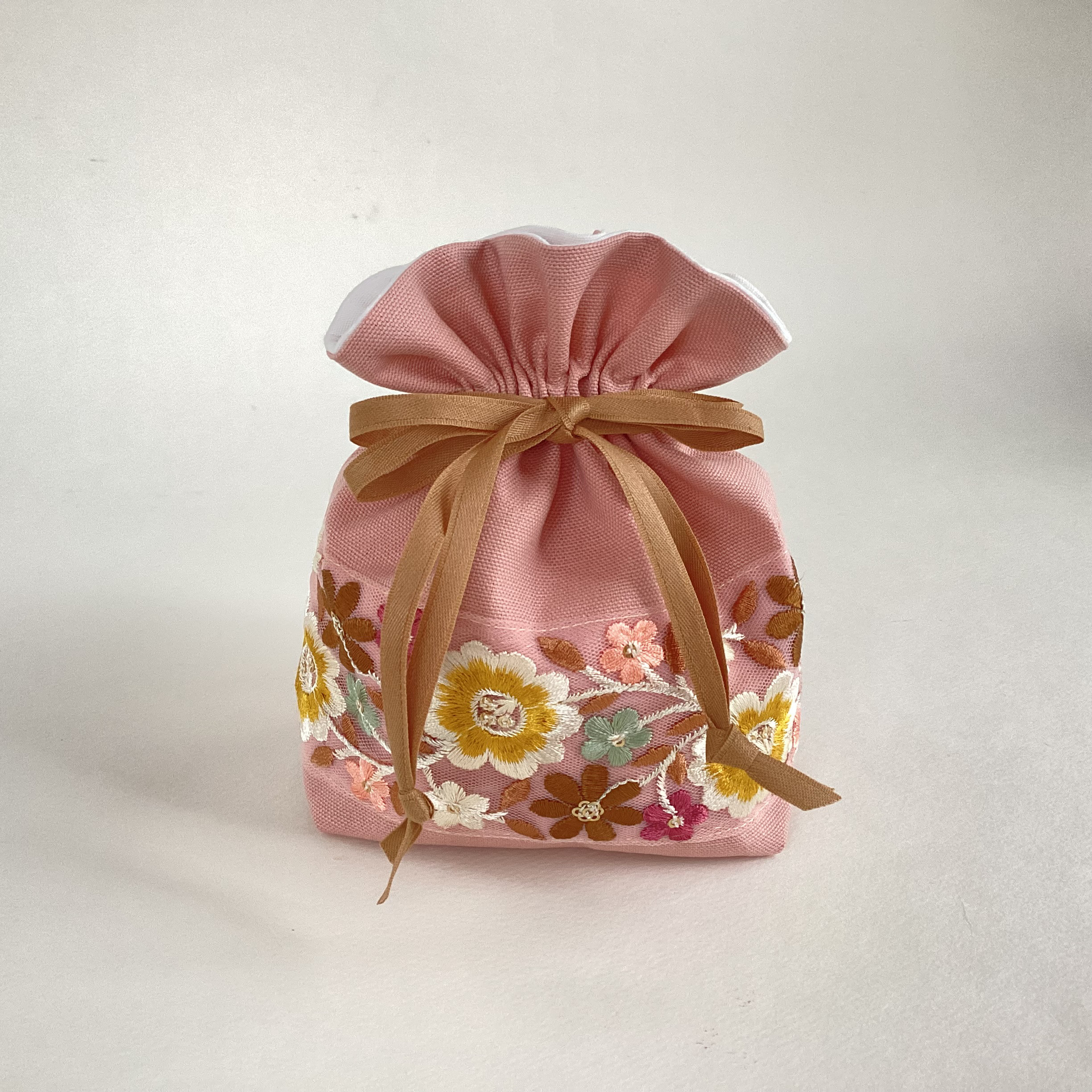 インド刺繍巾着　ムガールポトリ　ポーチ