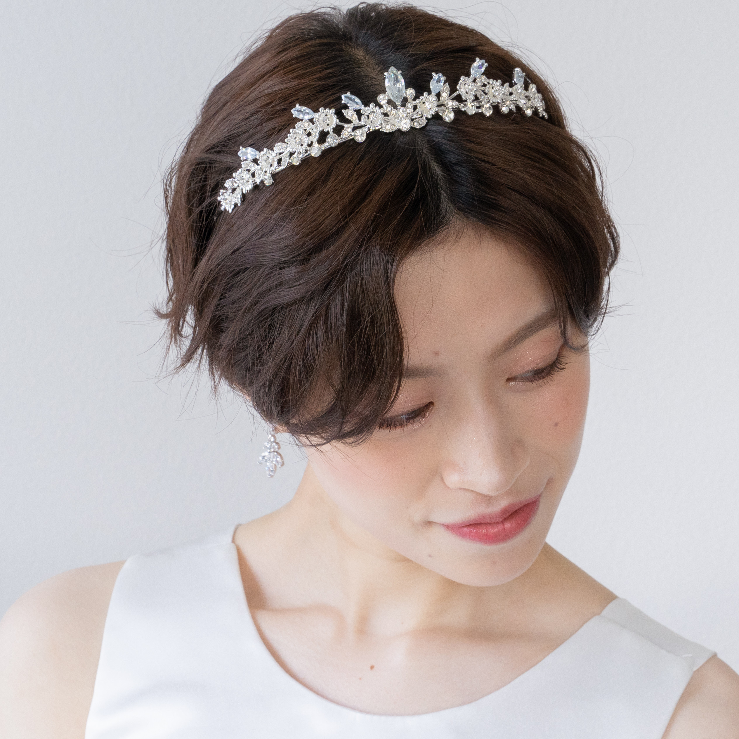 ◇送料無料◇ウェディング ティアラ シルバー　キュービックジルコニア