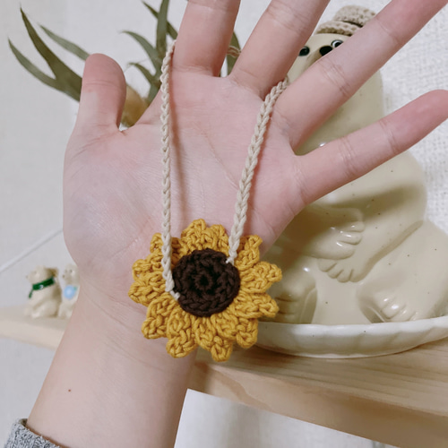 【オーダーページ】しろくま貯金箱＊ひまわりの首飾り・麦わら帽子 しろくま貯金箱》ひまわりポシェット風と麦わら帽子 その他置物