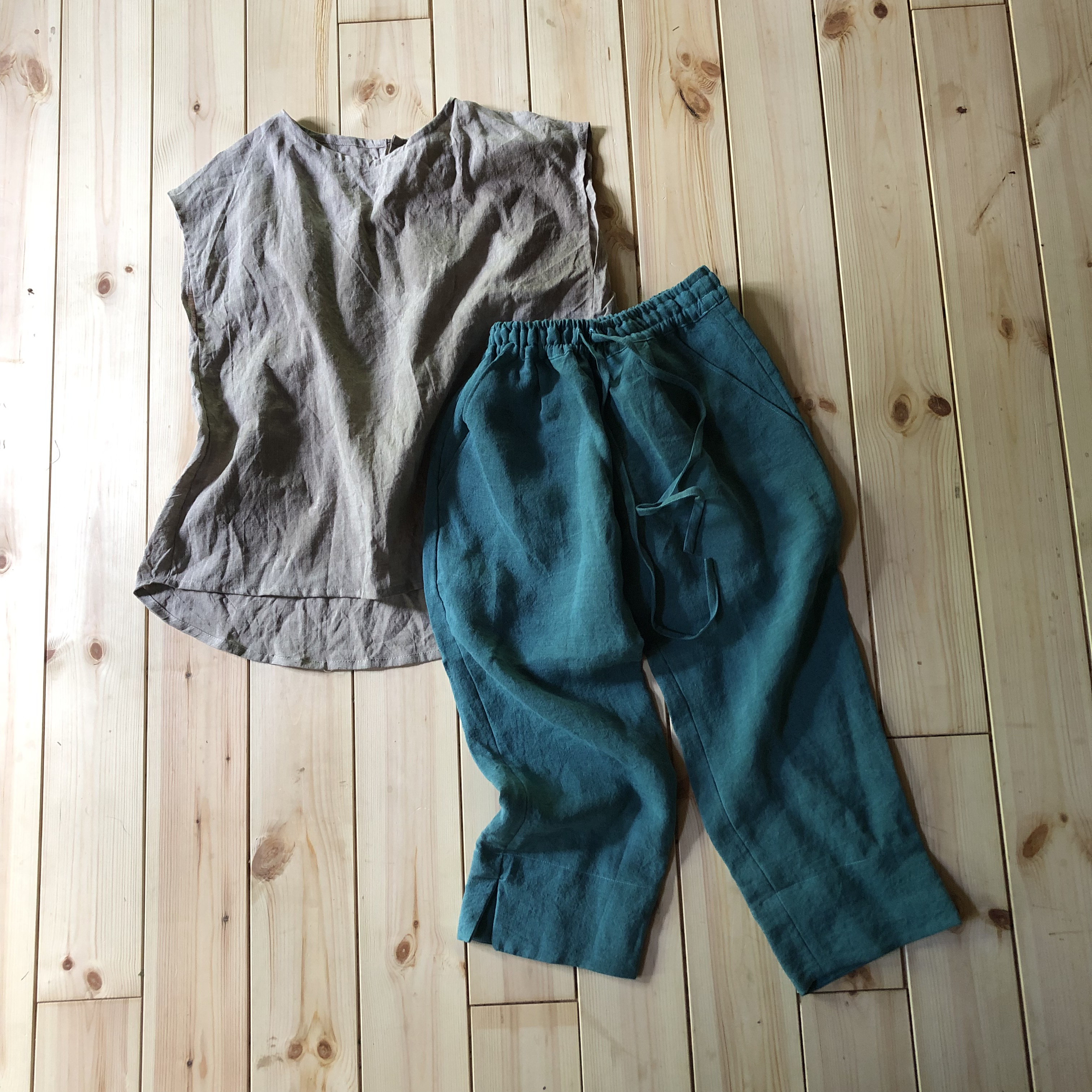 6月のお出かけセット　ブラウス&パンツ　no45 11,934円