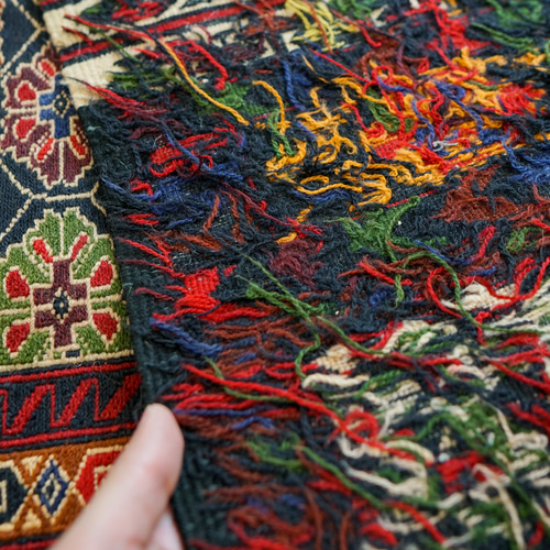 138×89cm 【ペルシャ手織りキリム シルジャン産 ソマック織り