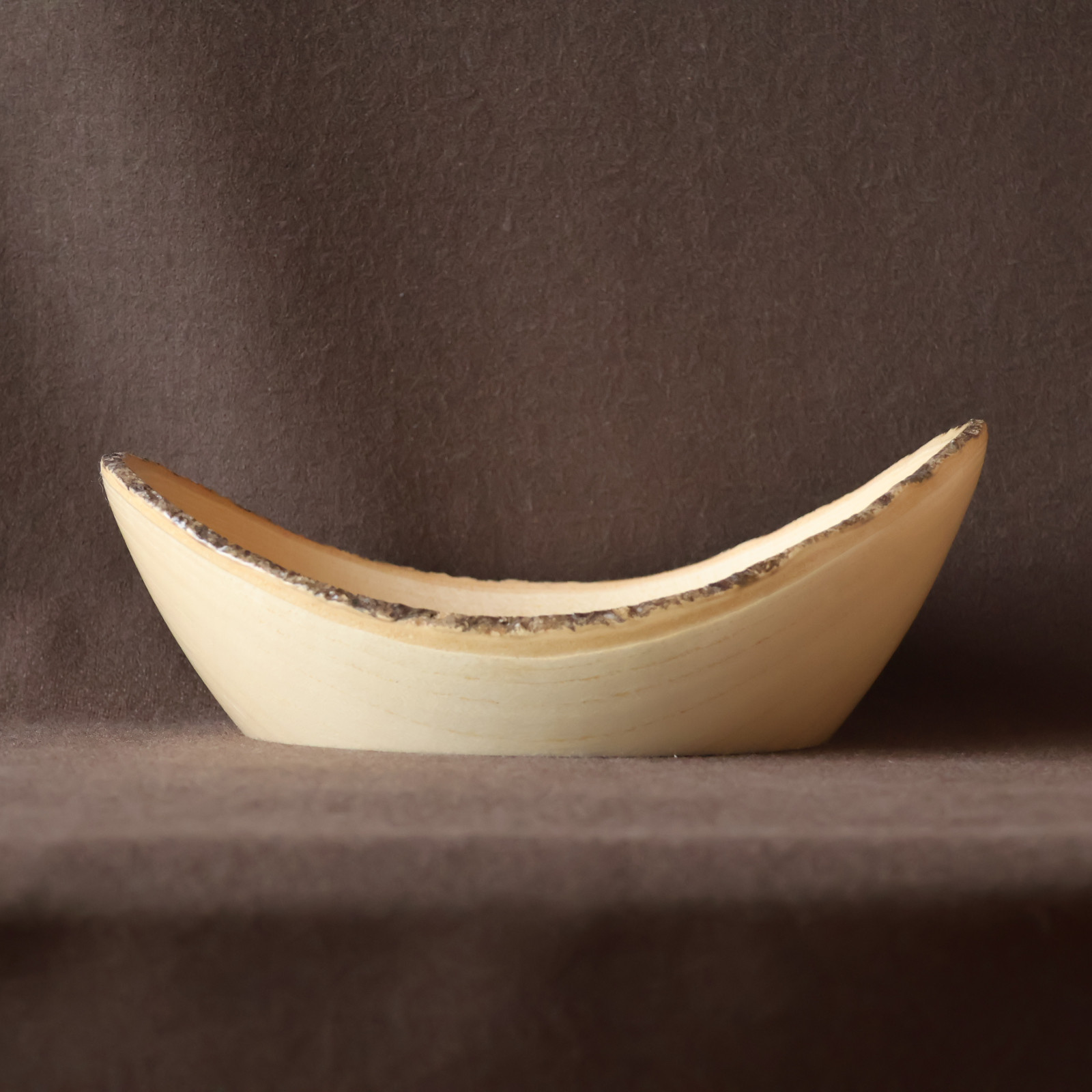 木製サラダボール・ナチュラルエッジ皮付き（ヌルデ）no.1