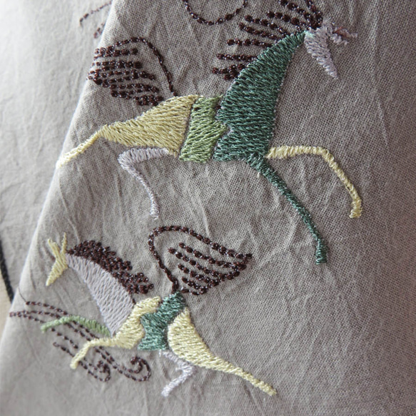 刺繍半襟：時の馬 3枚目の画像
