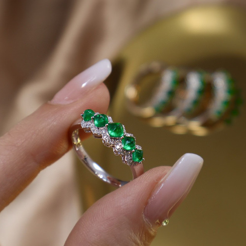 K18 天然エメラルド＆ダイヤモンドリング4.1g(ソーティング付) 天然ダイヤモンド付きエメラルドリングk18