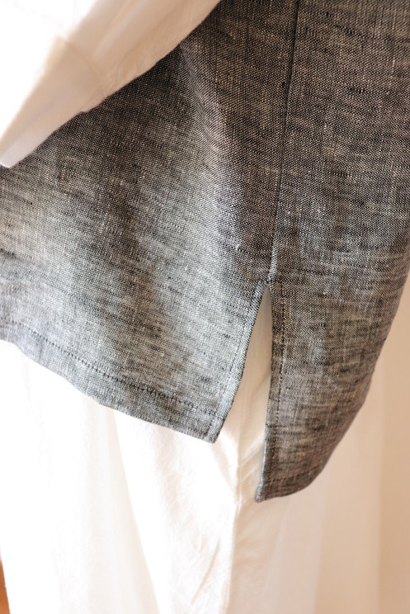 リネンの深Vネックboxベスト（杢ブラック） 7枚目の画像