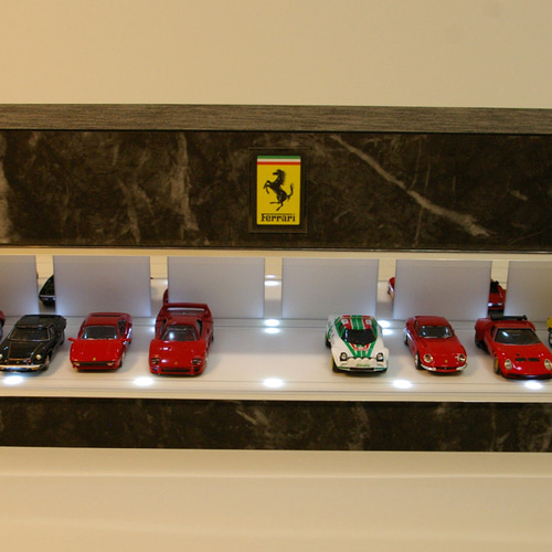 1/64展示10台可・WH梨地BKマーブル・ディスプレーBOX / LED20灯・ネオ  