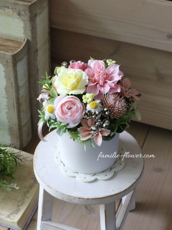 造花アレンジメント│かわいい♪造花ギフト｜誕生日プレゼント│枯れない花 2枚目の画像