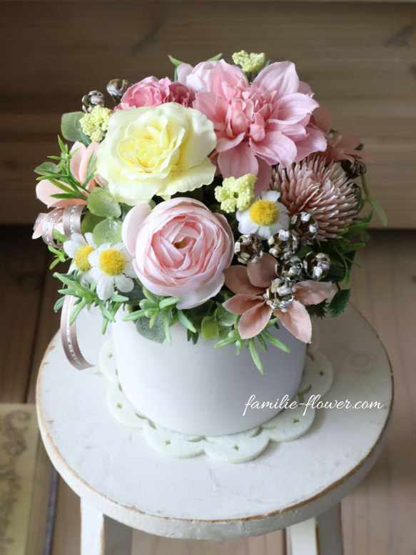 造花アレンジメント│かわいい♪造花ギフト｜誕生日プレゼント│枯れない花 4枚目の画像