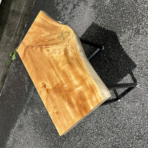 サイドテーブル 楓縮杢 一枚板