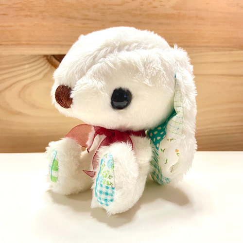 白うさぎのぬいぐるみ ロップイヤー 赤リボン ぬいぐるみ くまや