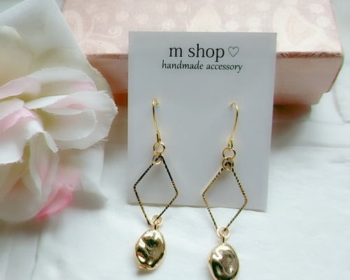 NSKYハンドメイド　ポンポンピアス(再販不可のものあり) 楽天市場】【Japanミルフィオリ01 ピアス/イヤリング】とんぼ玉