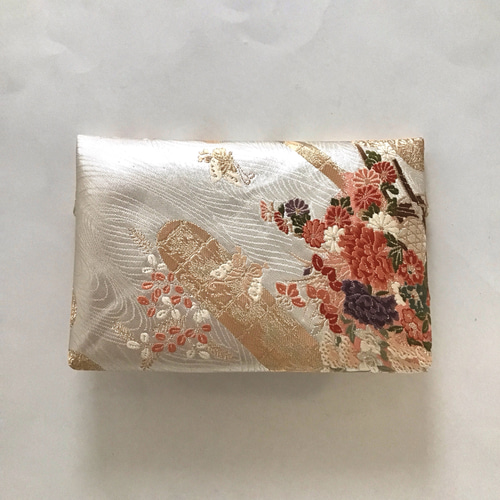 専用のお品です。 数寄屋袋　茶会　リサイクル正絹袋帯 リメイク292 着物帯 結婚式バッグ 数寄屋袋 茶会 未使用正絹袋帯 リメイク367