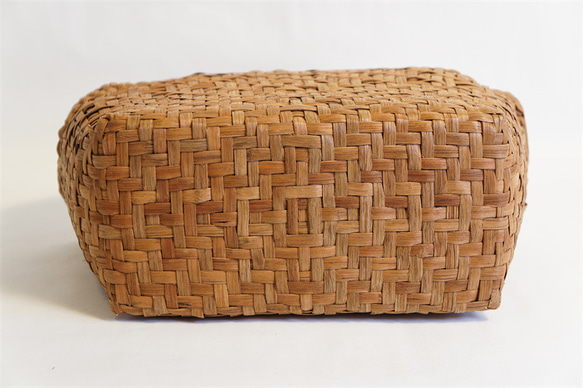 山葡萄 籠 半月口 バック網代編・やまぶどう籠・美品 かごバッグ