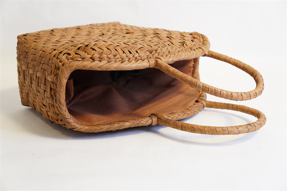 山葡萄 籠 半月口 バック網代編・やまぶどう籠・美品 かごバッグ