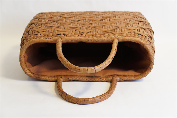 山葡萄　籠　カゴ　かごバック　やまぶどう 亀甲編み かご バック 