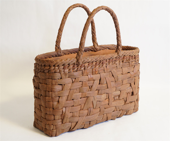 乱れ編み 山葡萄 かご　籠 バッグ 一番皮 中布と内ポケット付き かごバッグ 一番皮 中布と内ポケット付き