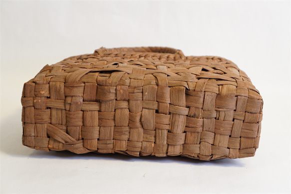 乱れ編み 山葡萄 かご　籠 バッグ 一番皮 中布と内ポケット付き かごバッグ 一番皮 中布と内ポケット付き