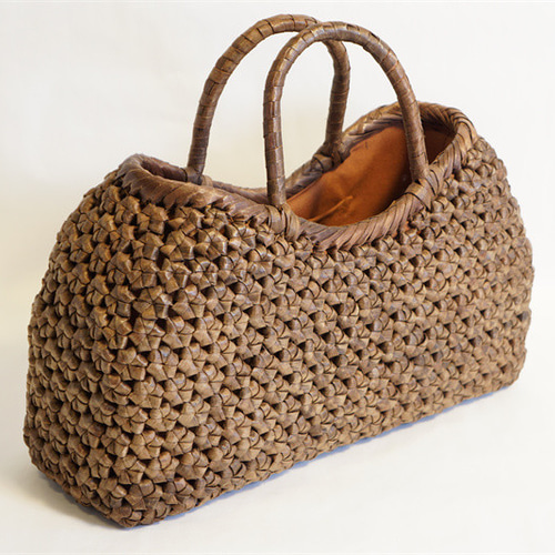 山葡萄 籠 胡桃木 くるみかごバック （六角花編み）かご バック・やま