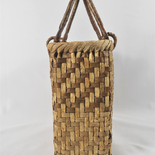 山胡桃木 かごバック 山葡萄　籠バック 新品・やまぶどう籠・美品 山胡桃木 山葡萄 籠 バック やまぶどう 籠 美品 かごバック かご