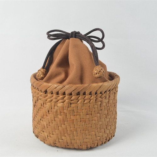 山葡萄 御幸篭 巾籠　野点篭　浴衣　巾着　かごバッグ　伝統工芸品　手提げ　手作り 山葡萄 御幸篭 巾籠 野点篭 浴衣 巾着 かごバッグ 伝統工芸品