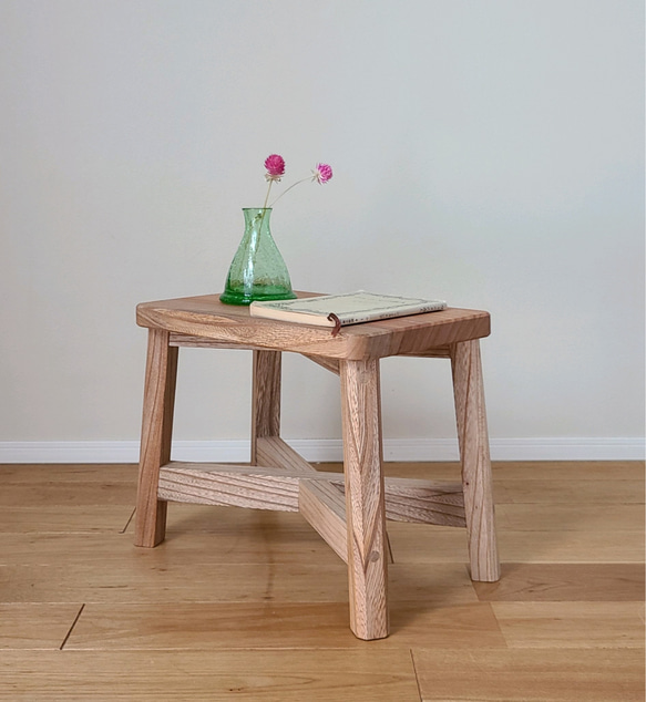 ☆スツール 木製 踏み台 ミニテーブル 小さい椅子 腰掛け 欅一枚板