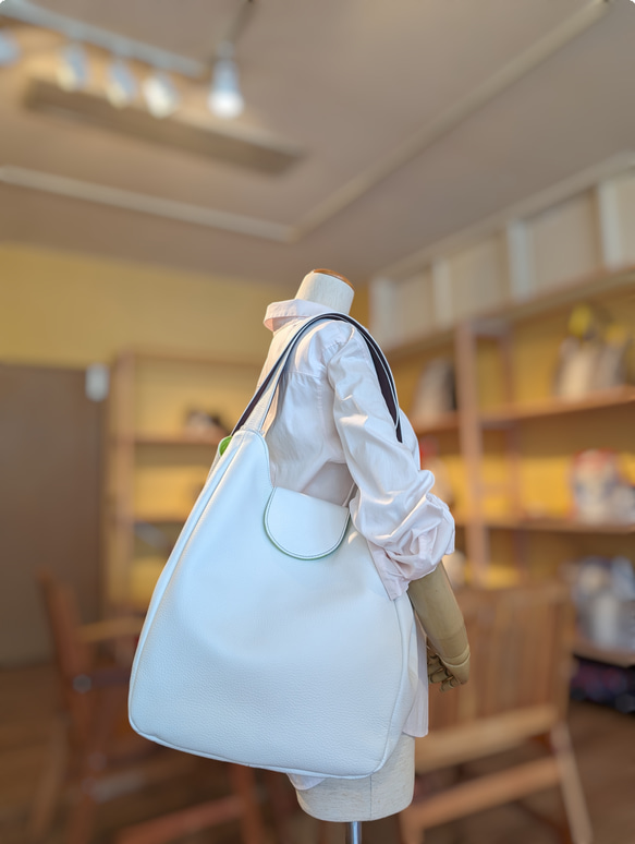 SHOW軽井沢オリジナル□職人が縫い上げたシュリンク牛革トートバッグ 