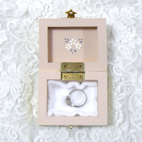 miniジュエリーボックス❤ローズブーケ（トールペイント） フリー