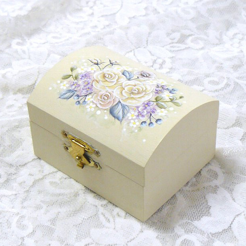 miniジュエリーボックス❤ローズブーケ（トールペイント） フリー