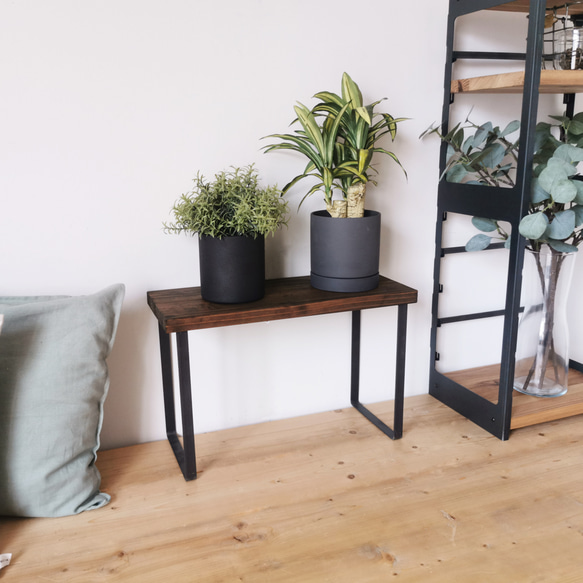 無垢材とアイアンのシェルフ H30cm / DBR W47cm  / 植物由来の天然オイル / 新生活 /完成品 3枚目の画像