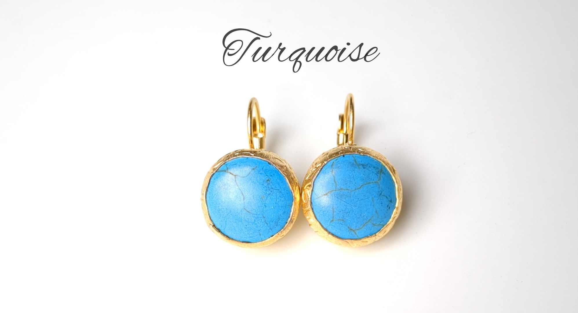 新作「Turquoise」の世界でひとつの天然石ピアス