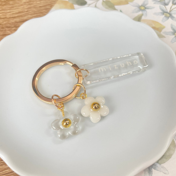 【名入れ】クリア ネームキーホルダー【ダブルフラワー】ネームタグ ネームプレート 席札 出産祝い 名前入り 推し活 8枚目の画像
