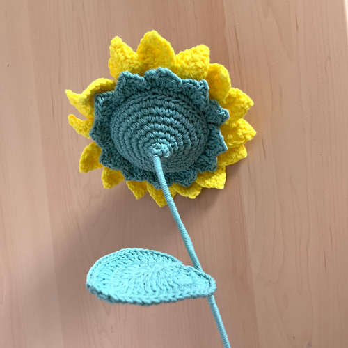 大きなひまわり あみぐるみ 枯れない花 かぎ針編み 受注制作 アート