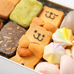 お菓子の宝石箱・くま缶(小) クッキー、メレンゲ、焼き菓子 2枚目の画像