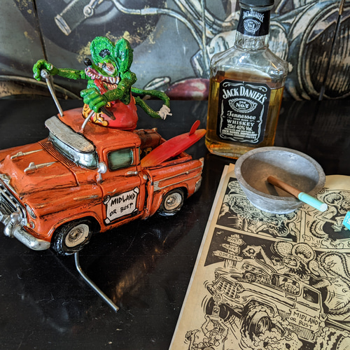 Amazon | ラットフィンク RATFINK フィギュア ビッグ 大