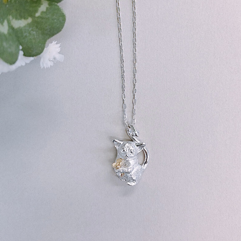 動物モチーフ「 わたしのガラゴ ♪｣ ✧ シルバーネックレス