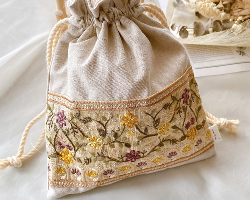 インド刺繍リボン】巾着 ポーチ 巾着袋 うり 通販 17875588｜Creema