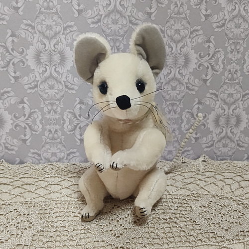 ネズミちゃん ぬいぐるみ アーティスト ハンドメイド 海外作家様